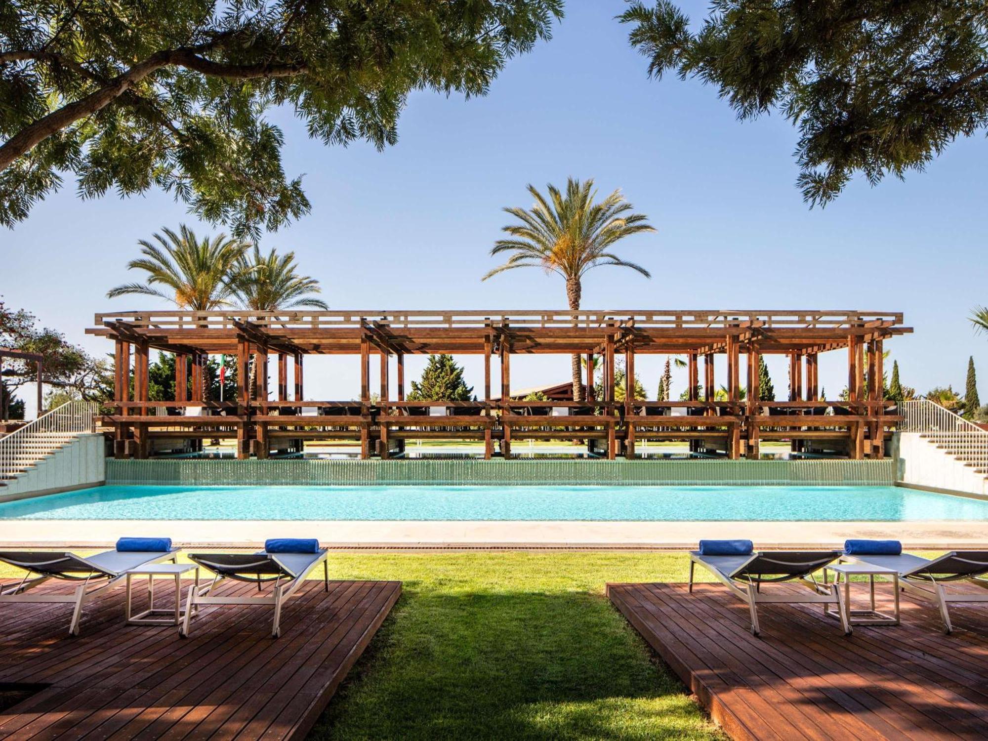 Victoria Golf And Managed By Accor Hotel
