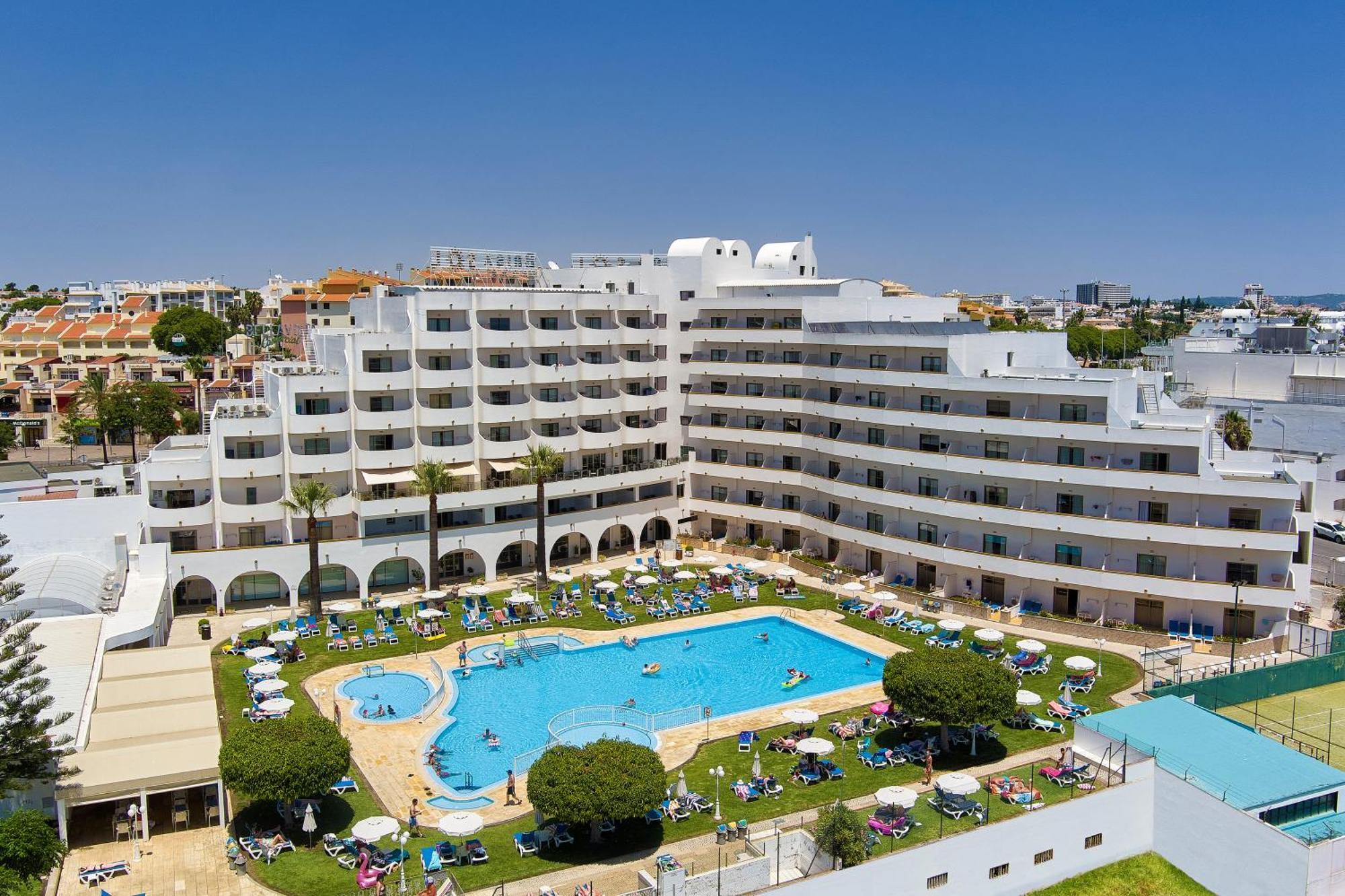 Aparthotel Brisa Sol 4*