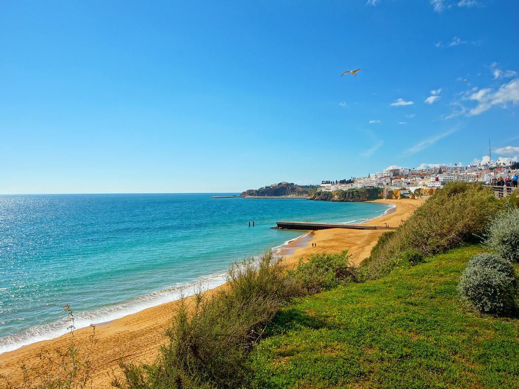 The * Albufeira