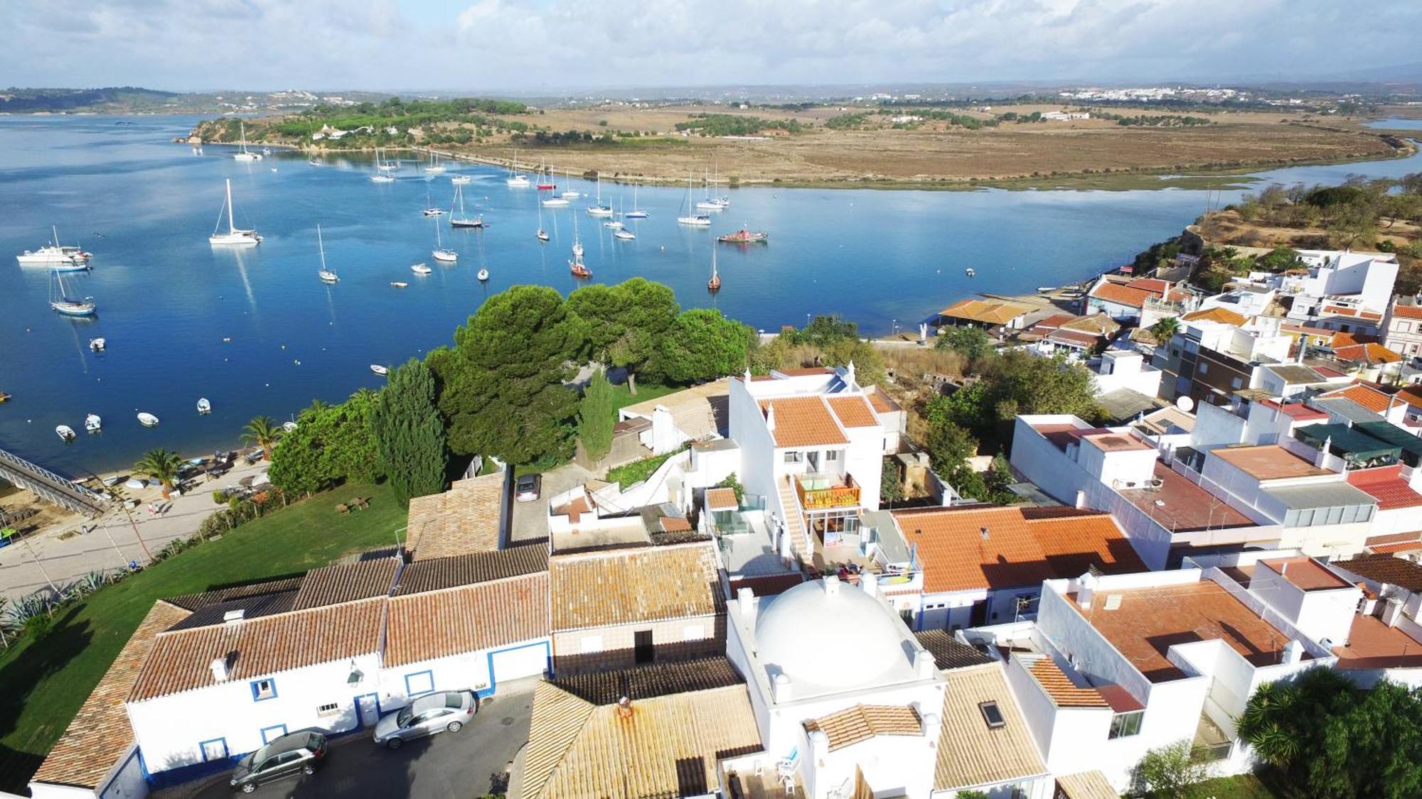 Ria Alvor Hostel Portimao