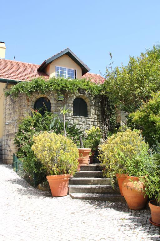 Guest house Estoril 3*