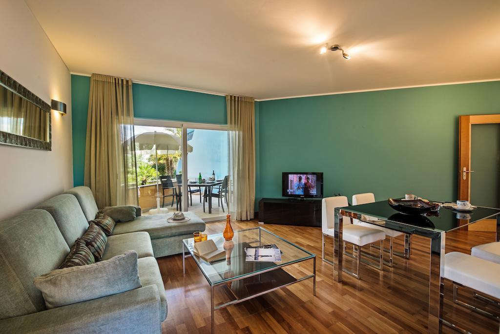 Aparthotel Foz Da Ria 3*