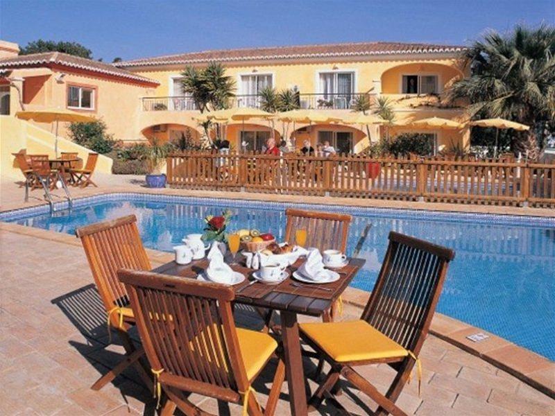 Costa D'oiro Ambiance Village Lagos