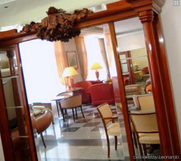 Metropole 3*