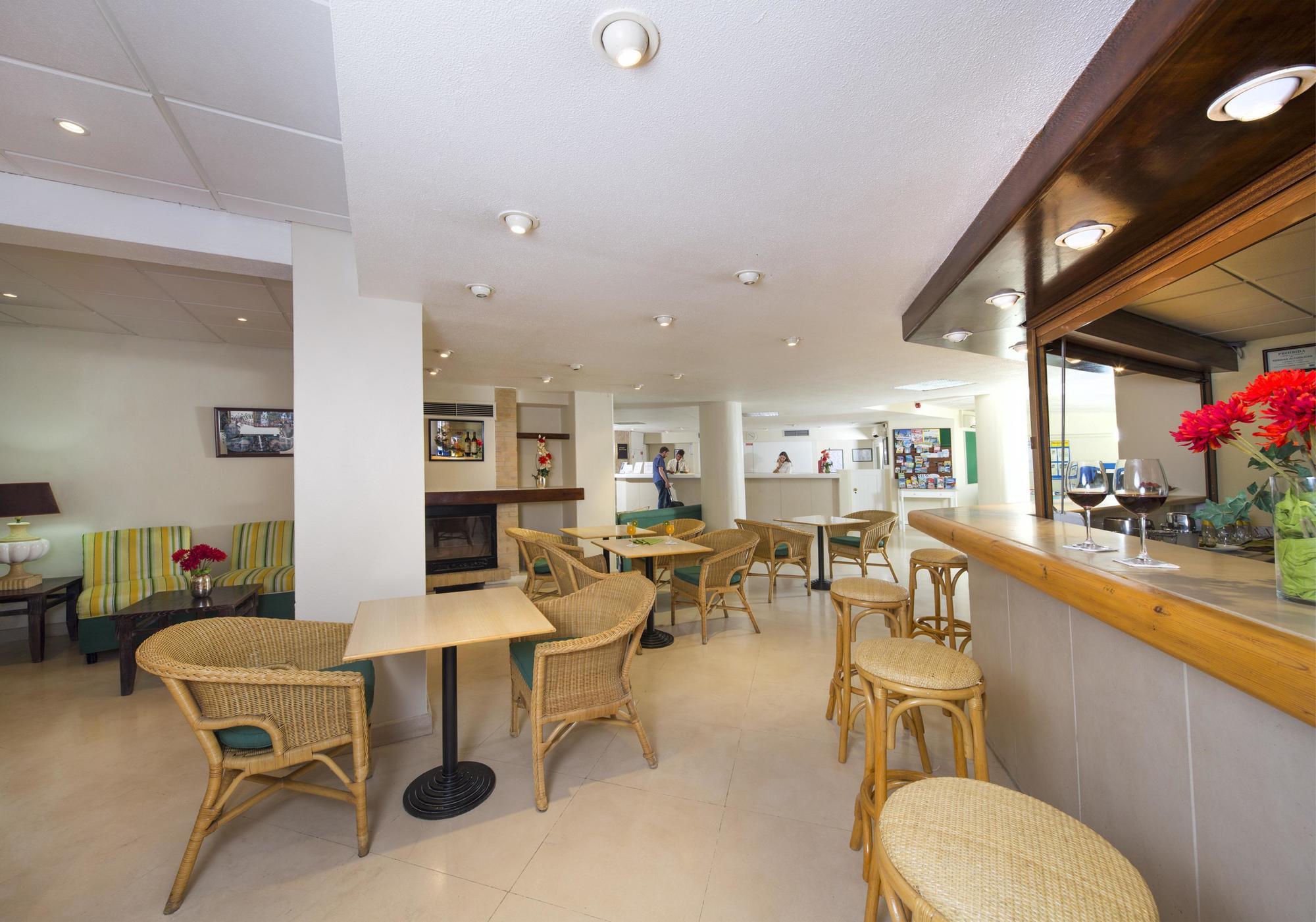 Cheerfulway Valmangude Jardim Aparthotel 3*