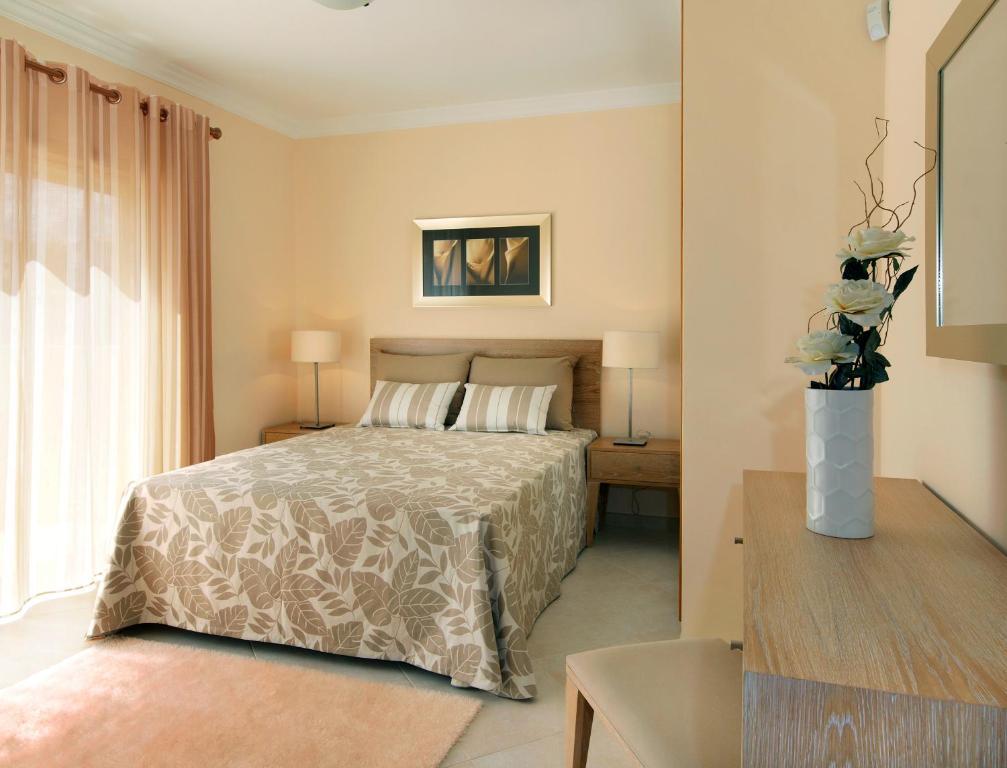 Oasis Parque Country Club Holiday park 3*