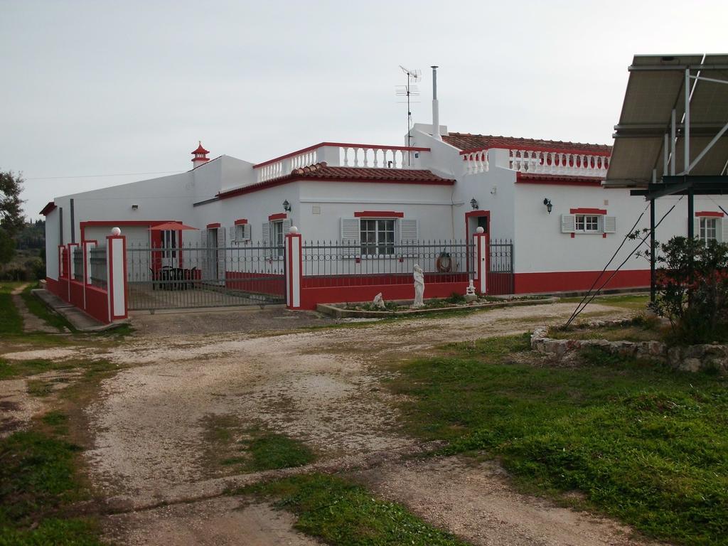 Moradia Perto Dos Palmares Holiday home