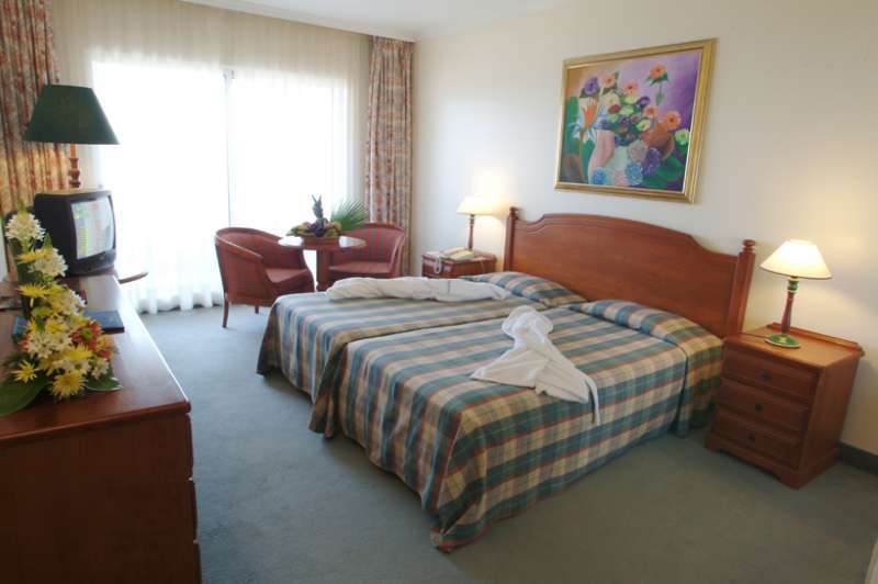 Pestana Village Garden 4*