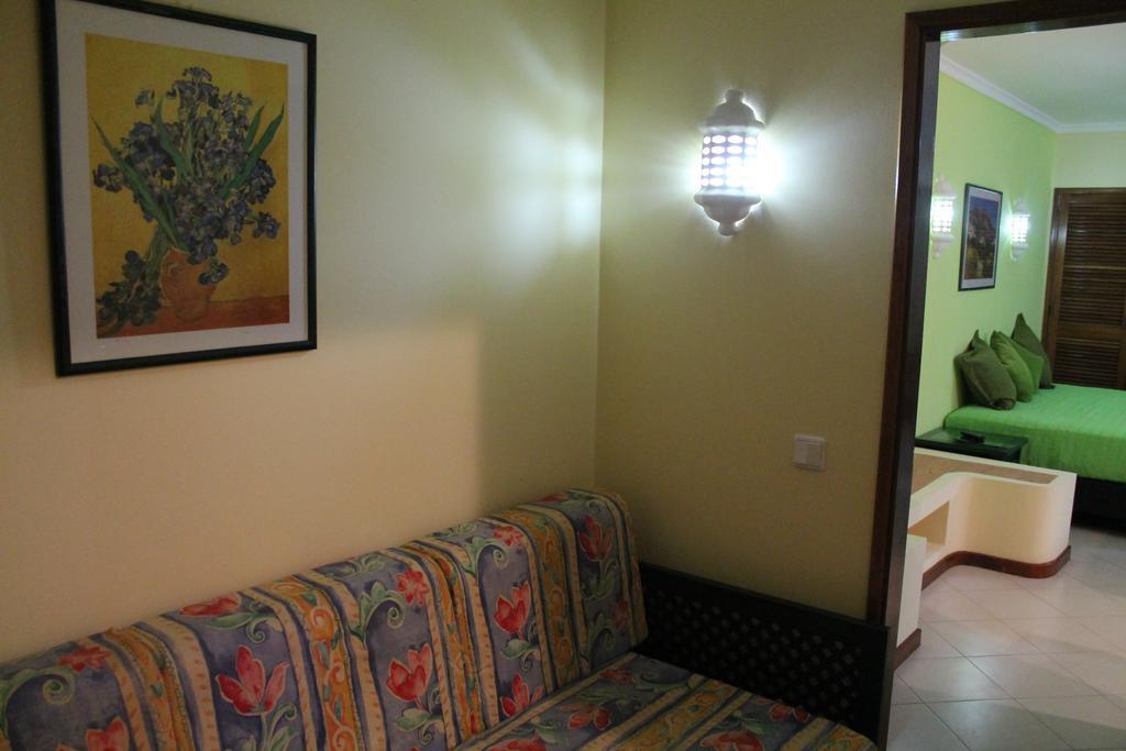 Apartment Xavilla 5 *