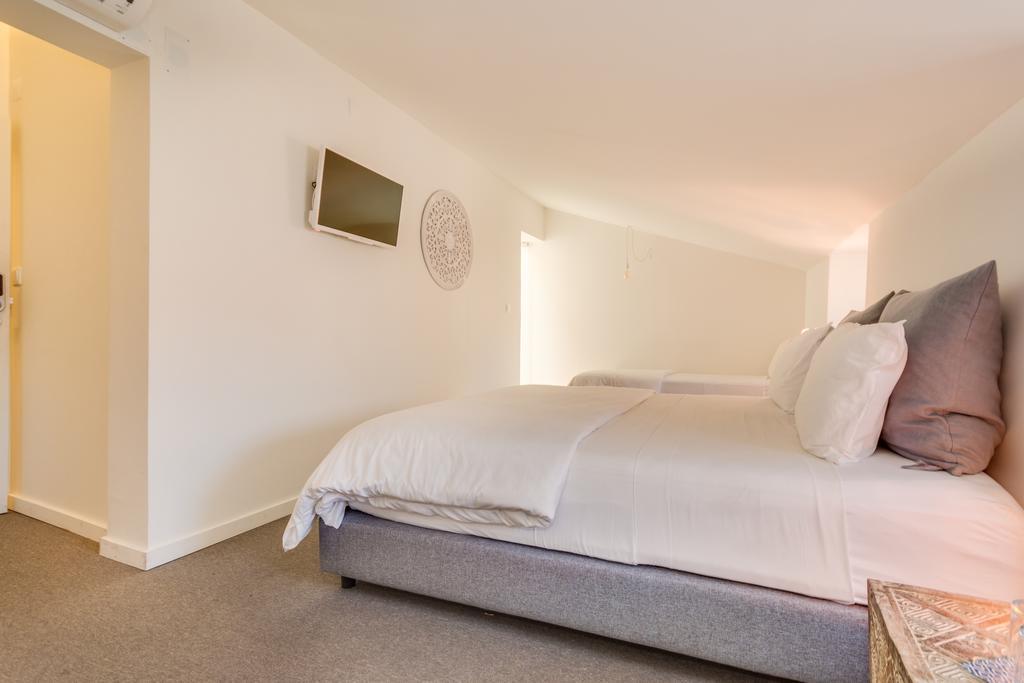 Chiado 44 Guest house 3*