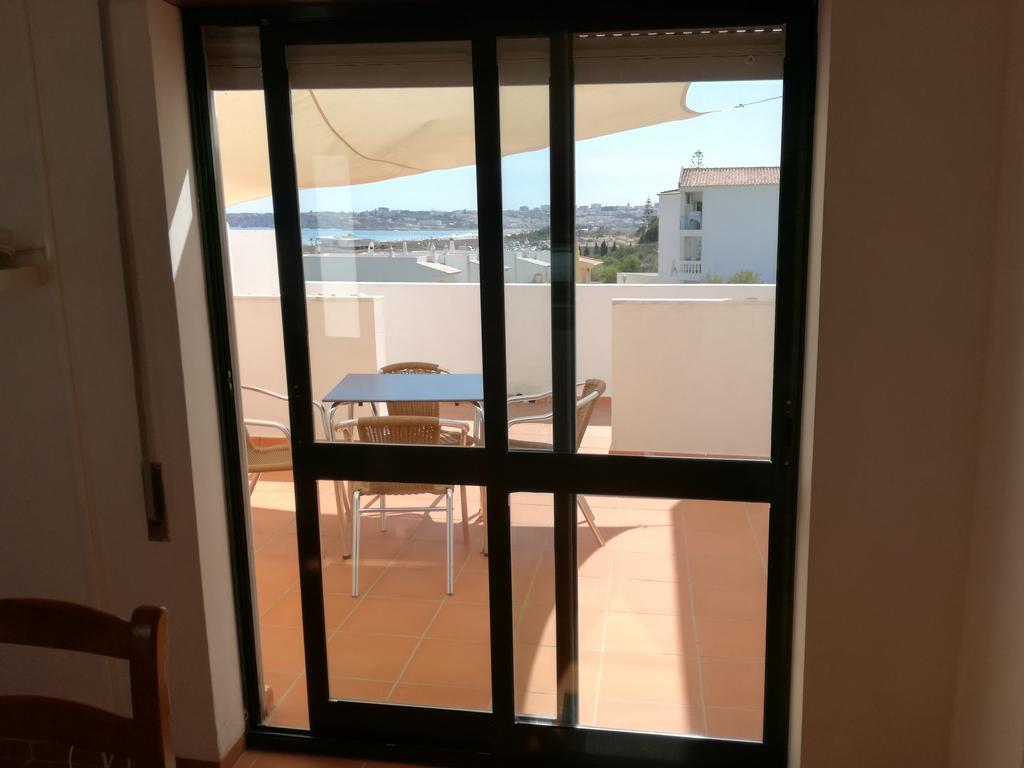Varandas Da Meia Praia Apartment