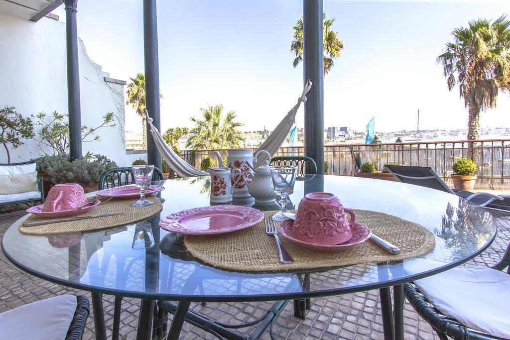 Bed & Breakfast Front Sea Bay View