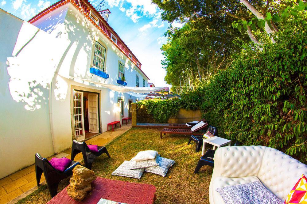 Albergue Way & Surf Camp