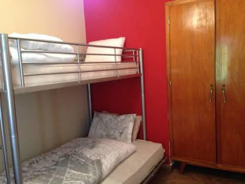 Hostel Orange Terrace *