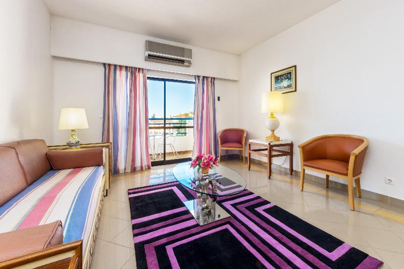 Aparthotel Tropical Sol