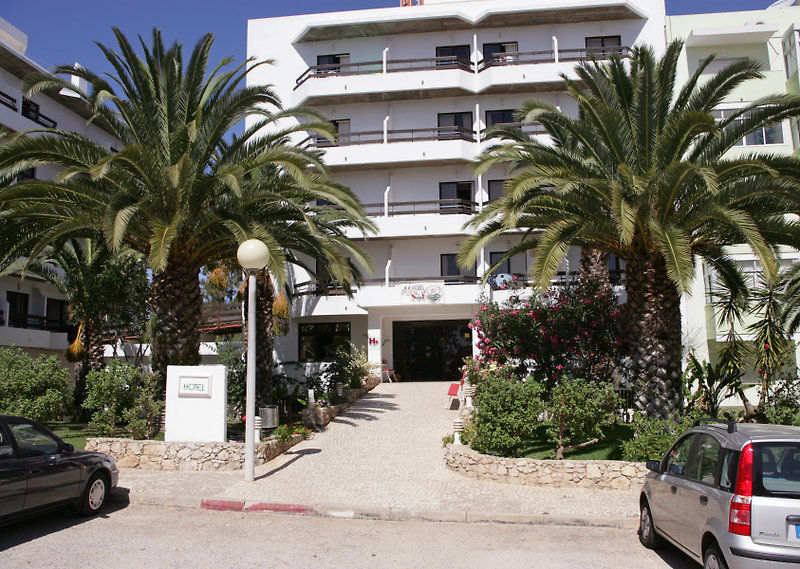 Hotel Center