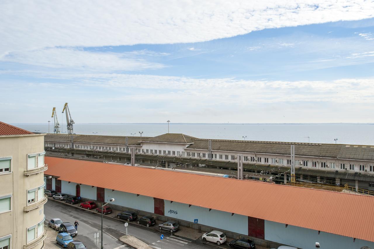 Apolonia 3e Five Bedrooms Apartment Lisbon