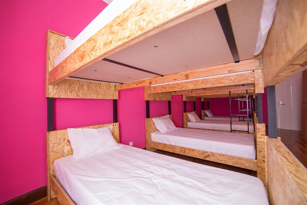 Santa Maria Hostel *