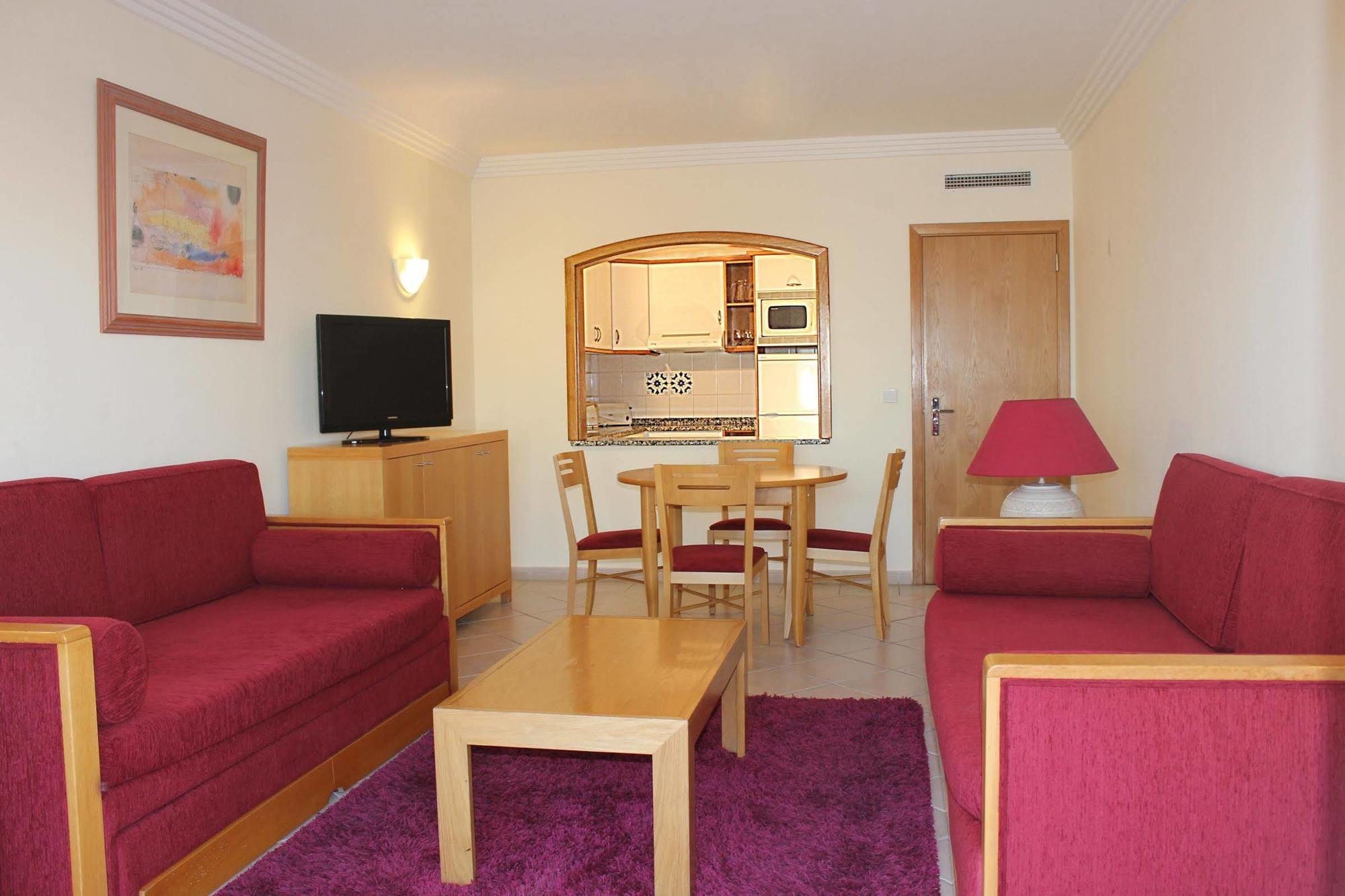 Cheerfulway Balaia Plaza Aparthotel