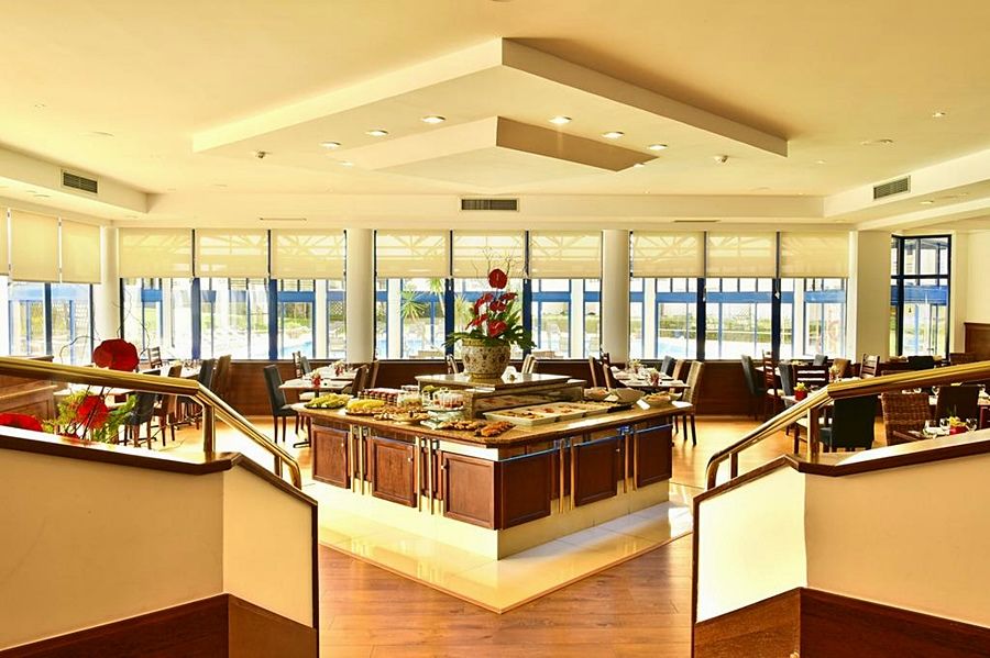 Pestana Ocean & Conference Hotel