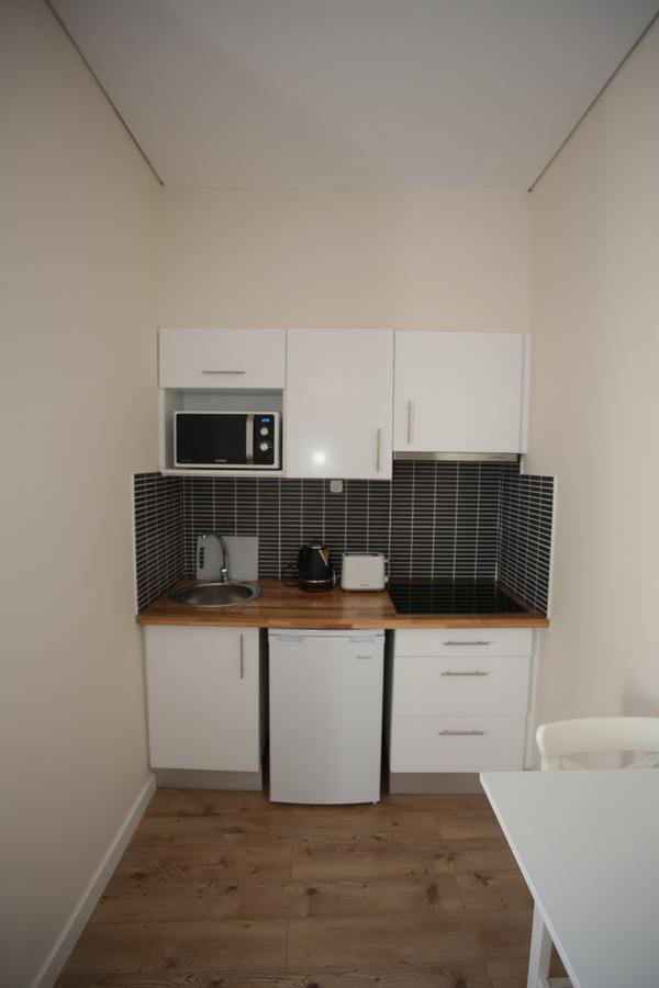 Bed and breakfast Suites Guest House 3*