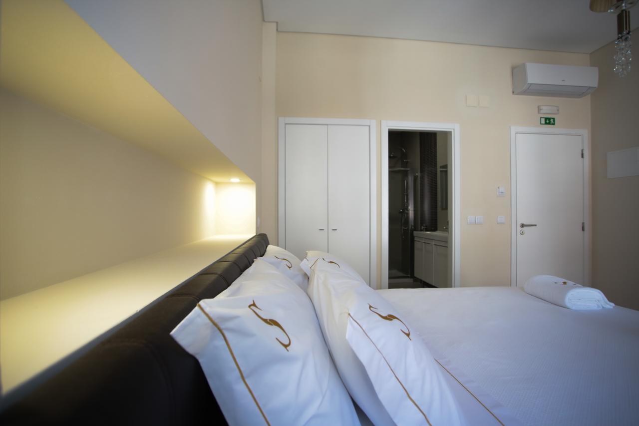 Bed and breakfast Suites Guest House 3*