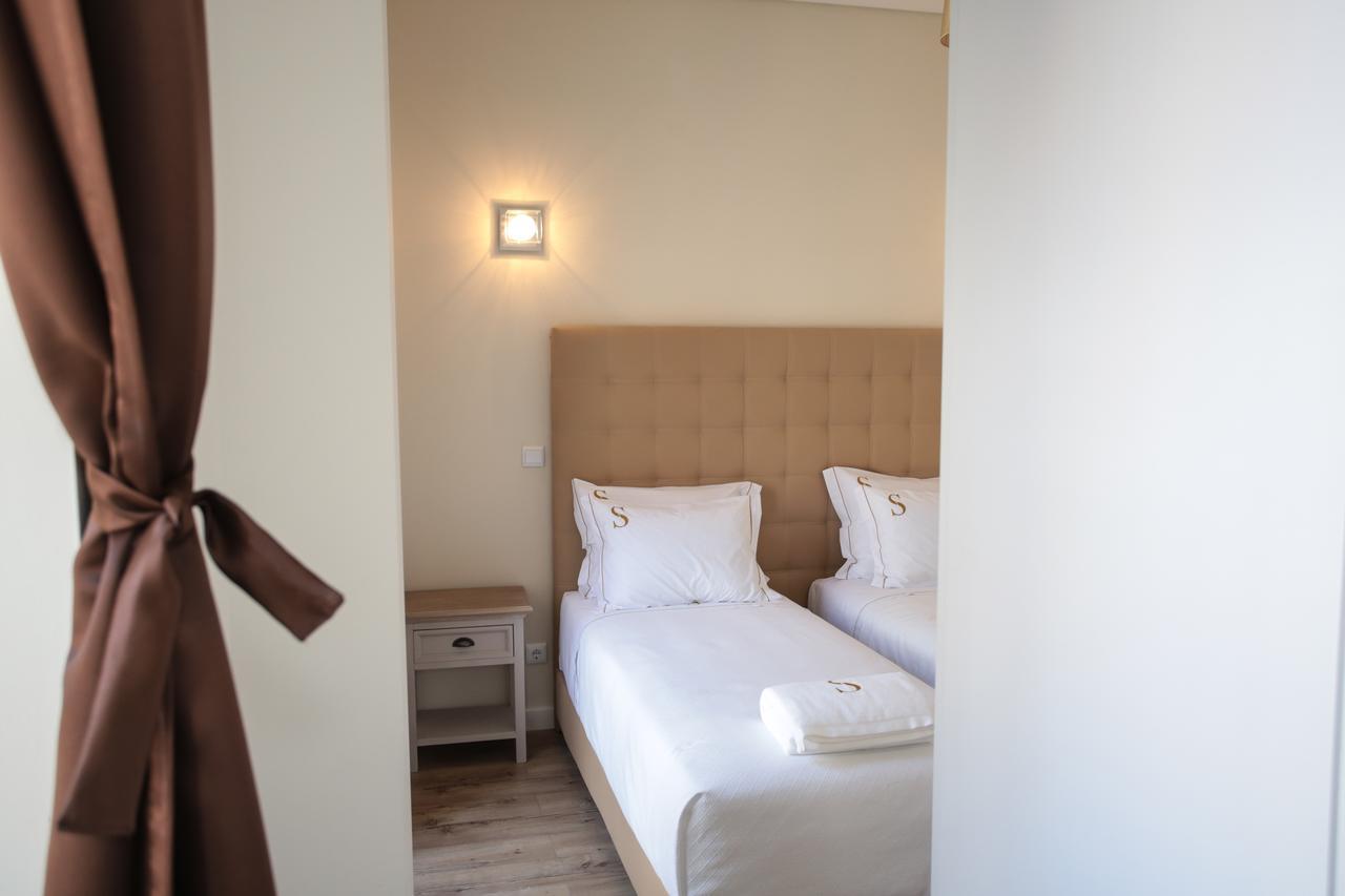 Bed and breakfast Suites Guest House 3*