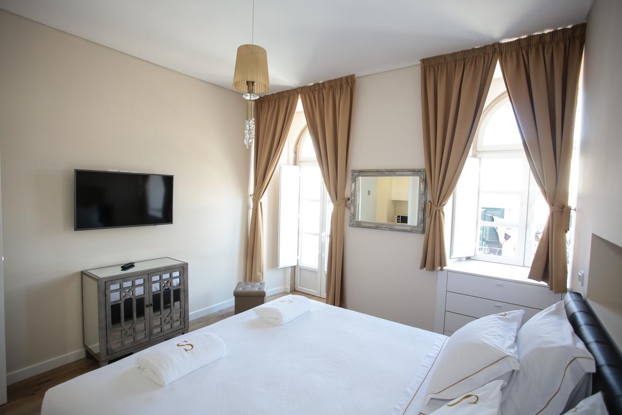 Bed and breakfast Suites Guest House 3*