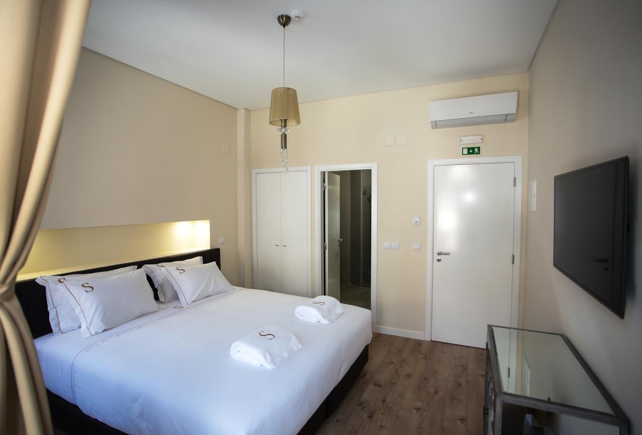 Bed and breakfast Suites Guest House 3*