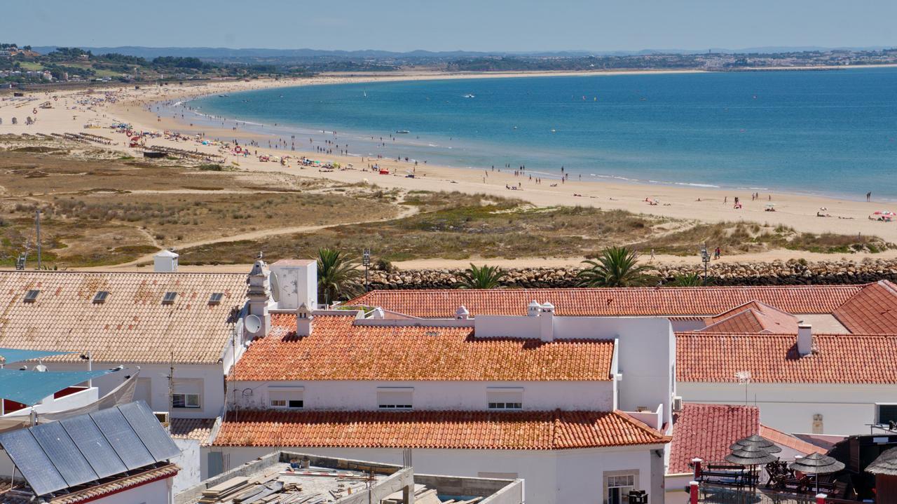 Topcity & Hostal