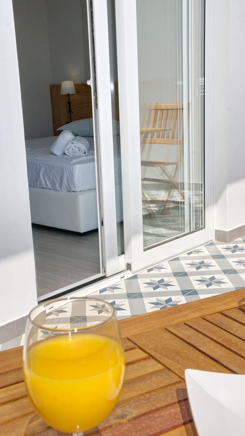 Topcity & Hostal Lagos