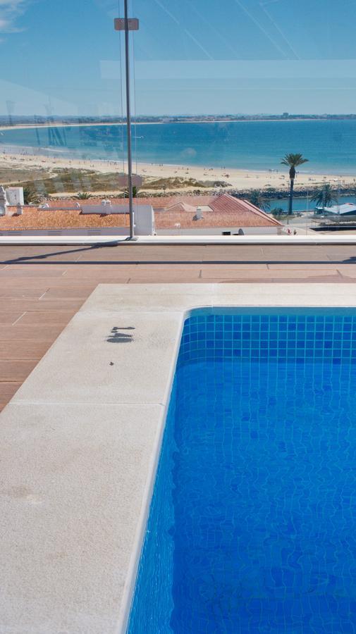 Hostal Topcity &