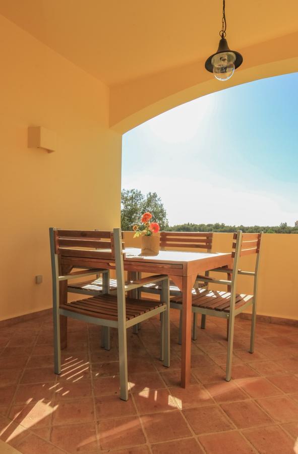 Encosta Das Oliveiras Apartment