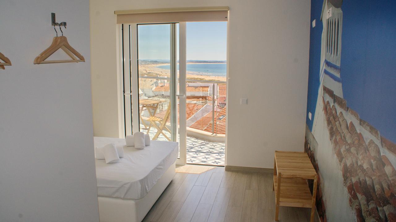 Topcity & Hostal Lagos