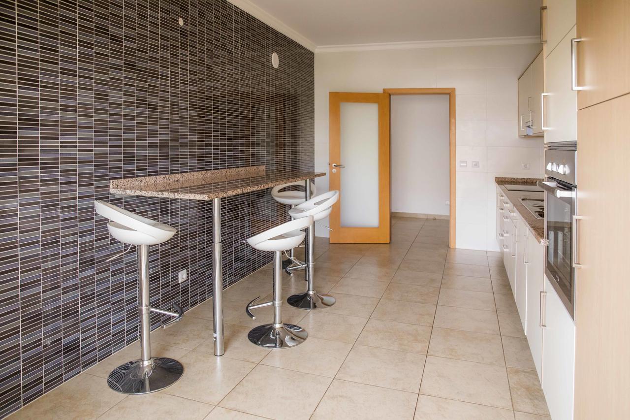 C02 - Luxury 3 Bed With Pool View Apartamento *