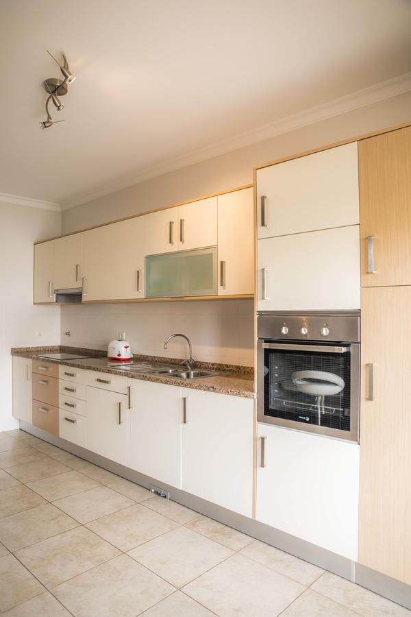 C02 - Luxury 3 Bed With Pool View