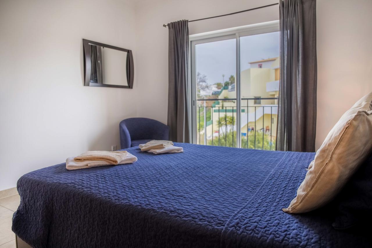 C02 - Luxury 3 Bed With Pool View *