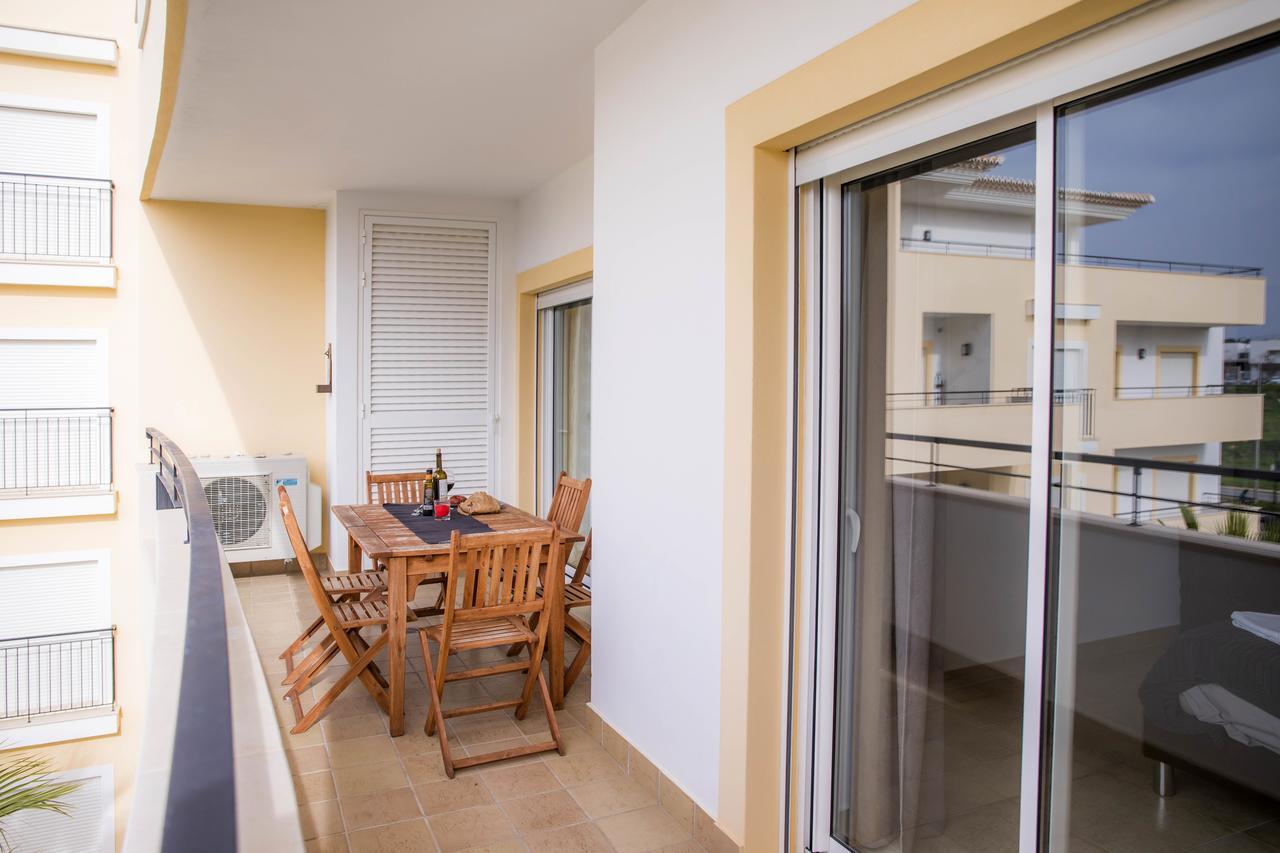 Apartamento C02 - Luxury 3 Bed With Pool View