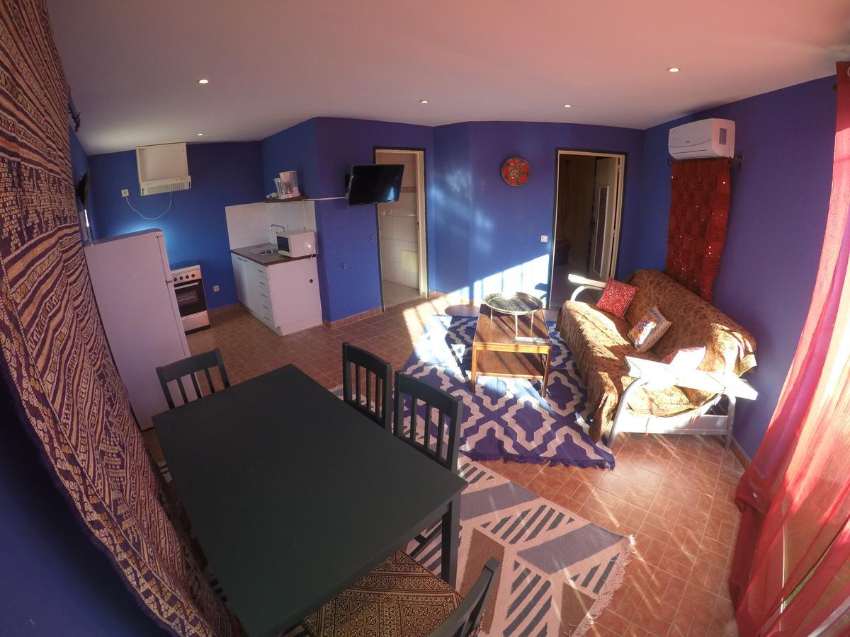Seventies Cheap And Chic Guest house Lagos