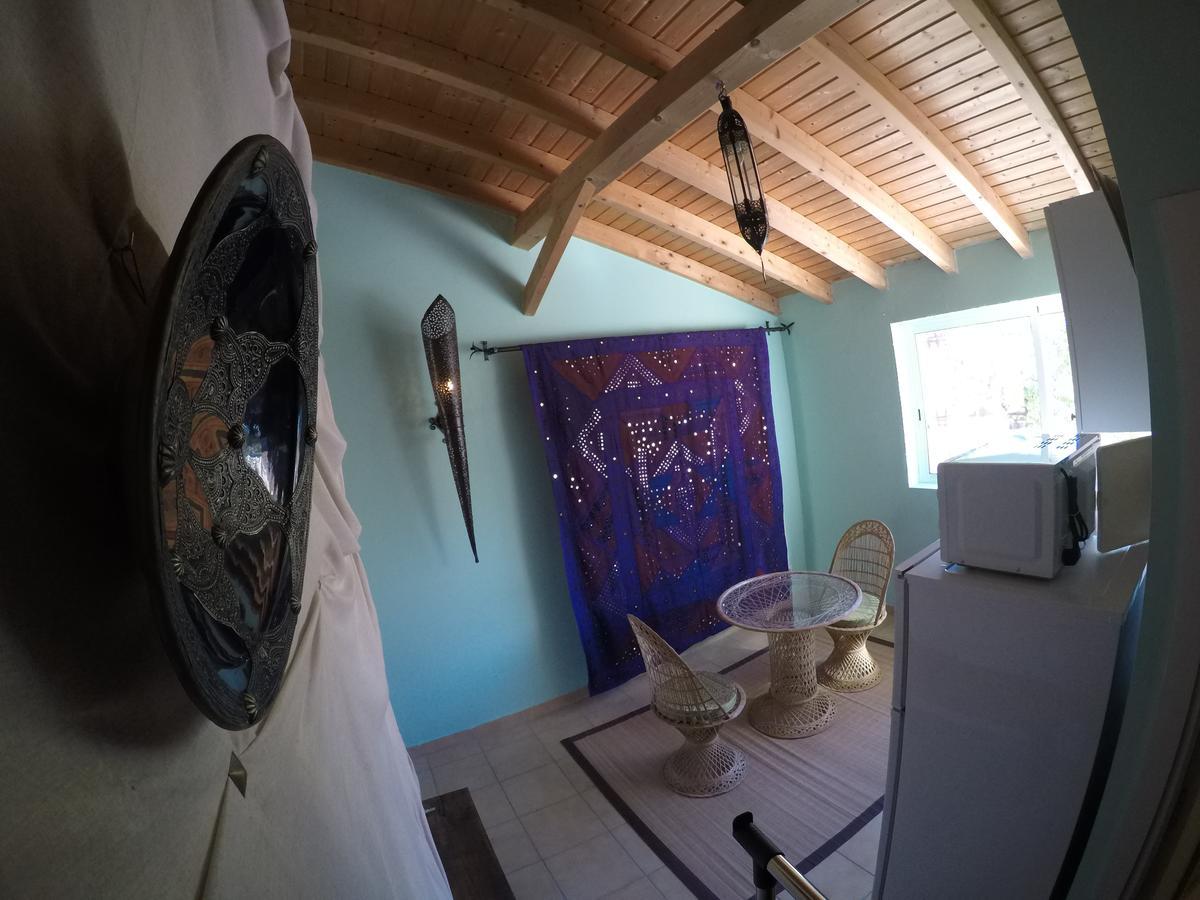 Seventies Cheap And Chic Guest house Lagos