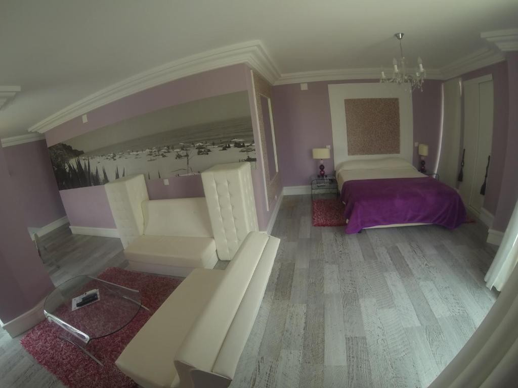 Bed & Breakfast Seventies