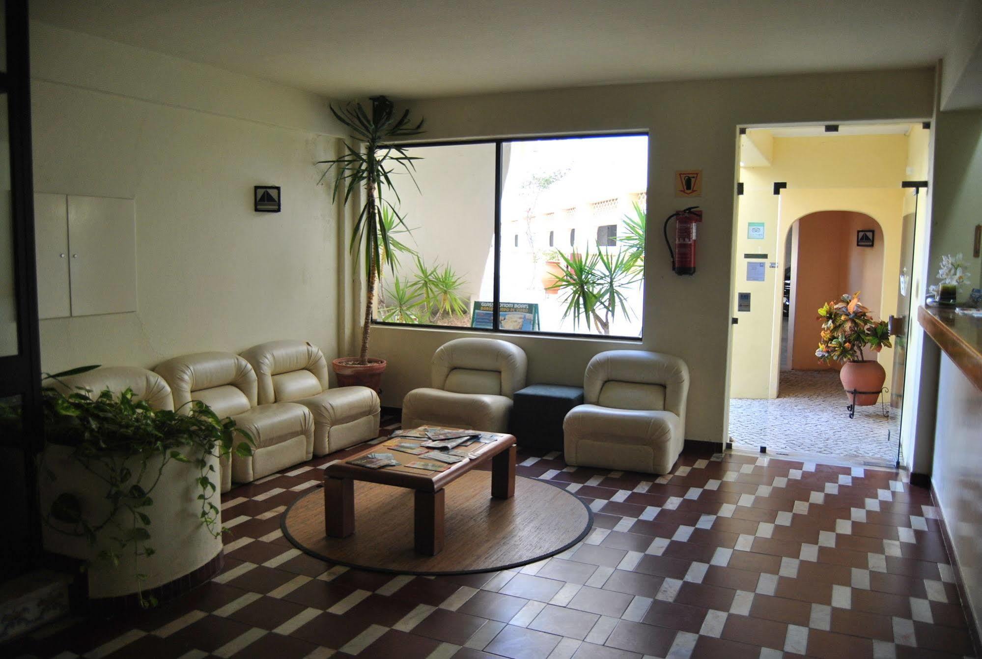 Apartment Olhos Do Mar *