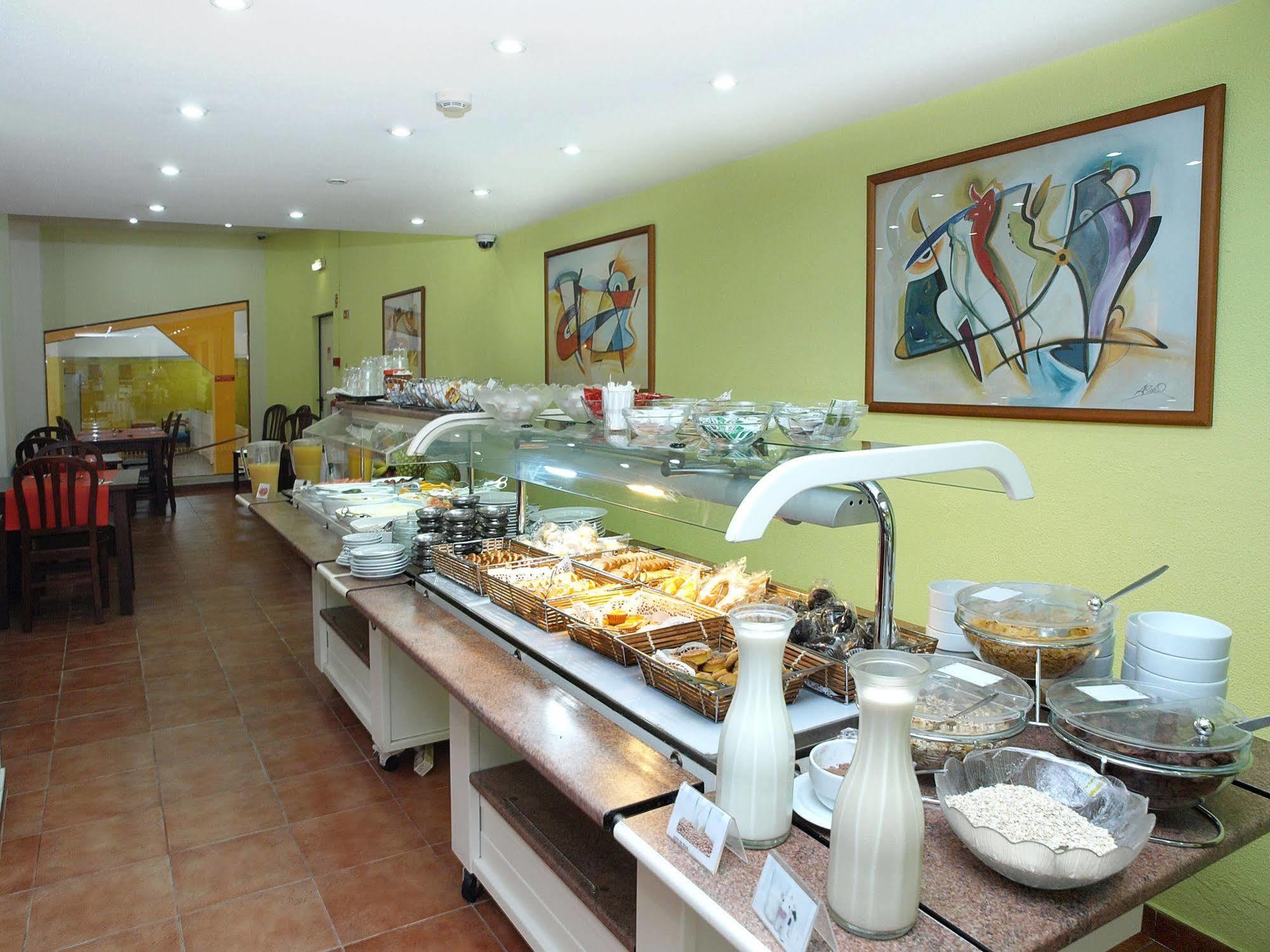 Center Hotel 2*