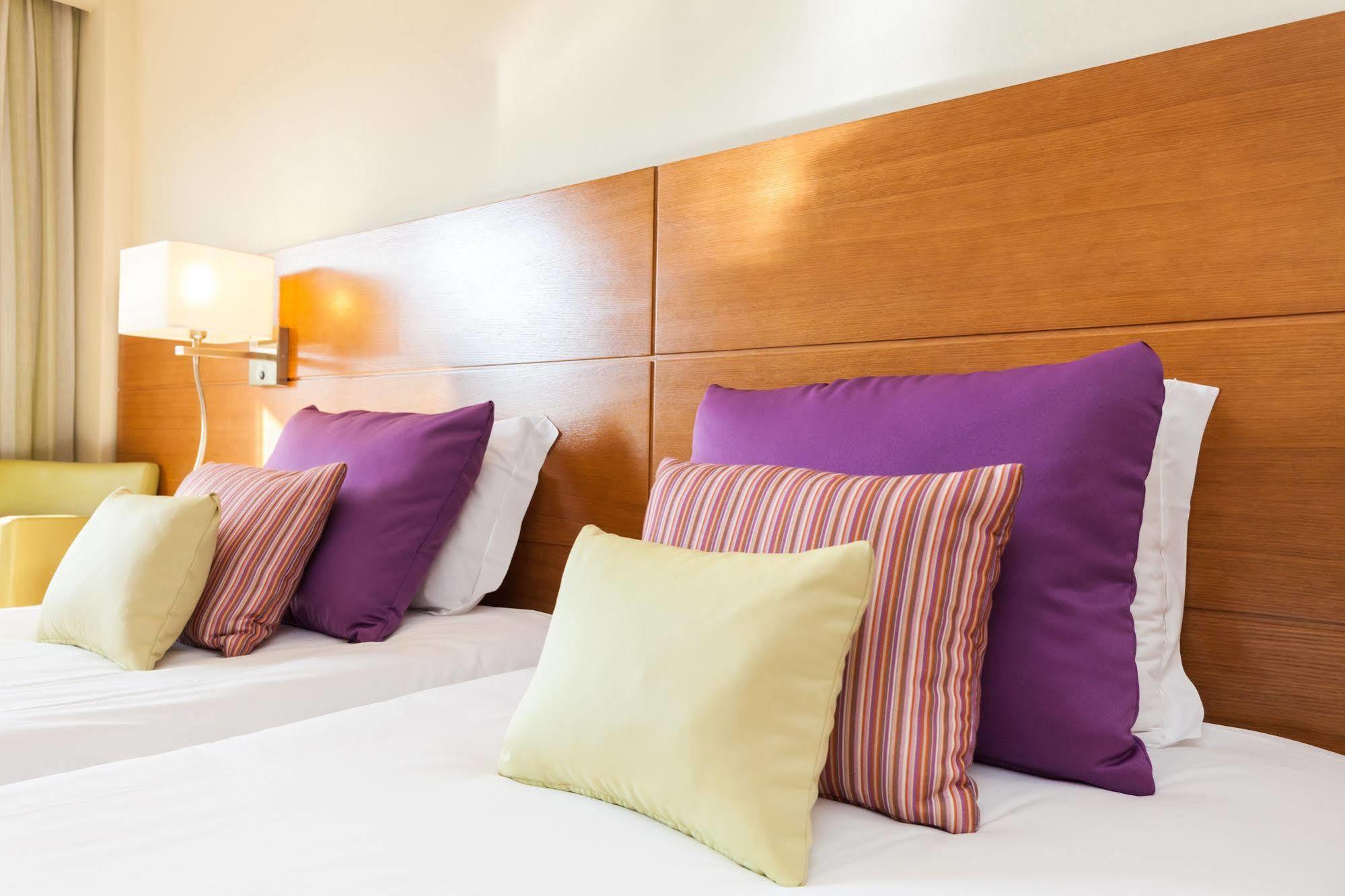 Marina Rio Hotel 4*