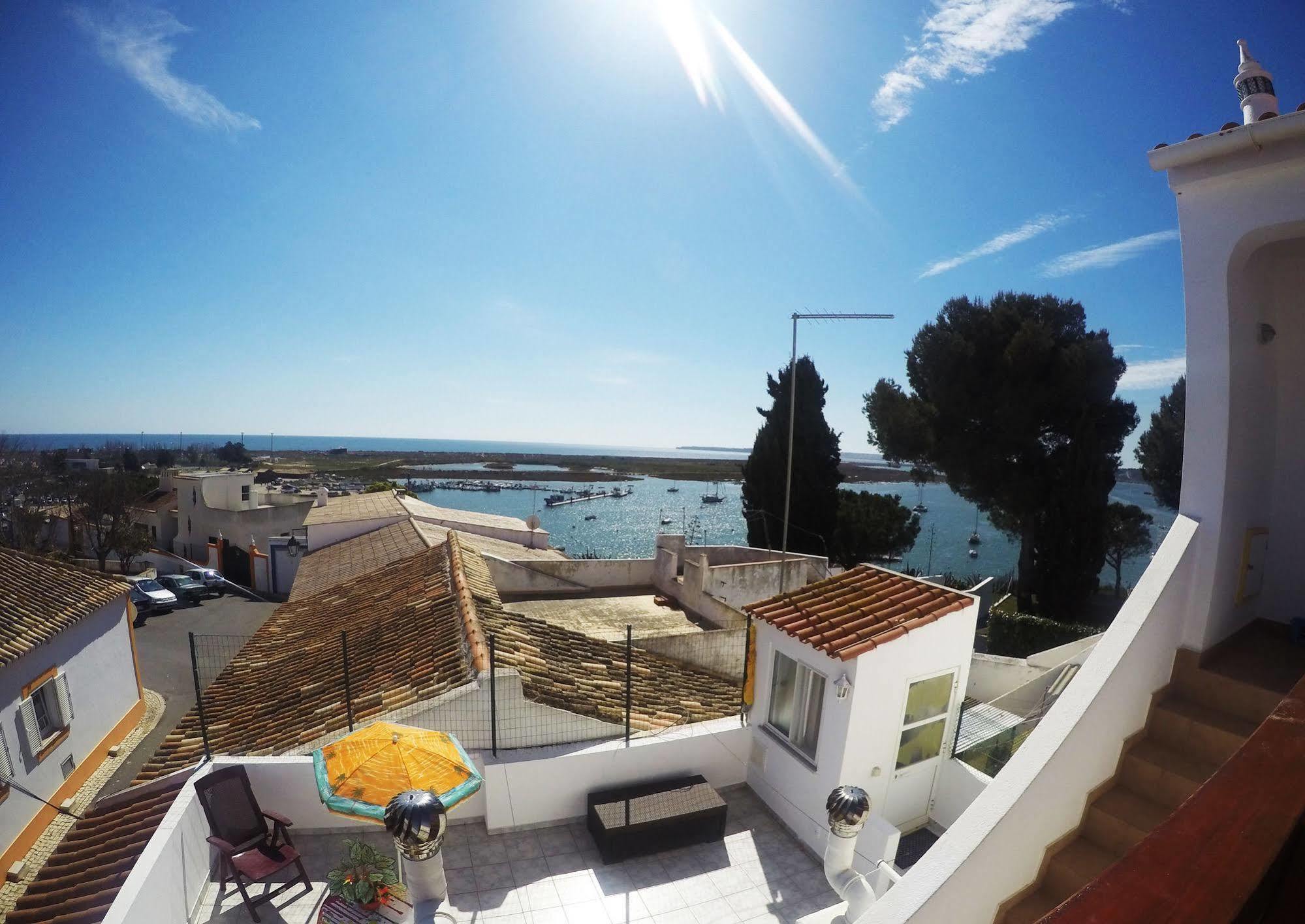 Hostel Ria Alvor *