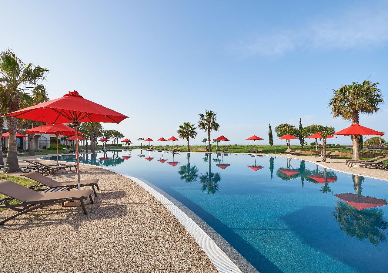 Resort Cascade Wellness & Lifestyle Apartments Lagos