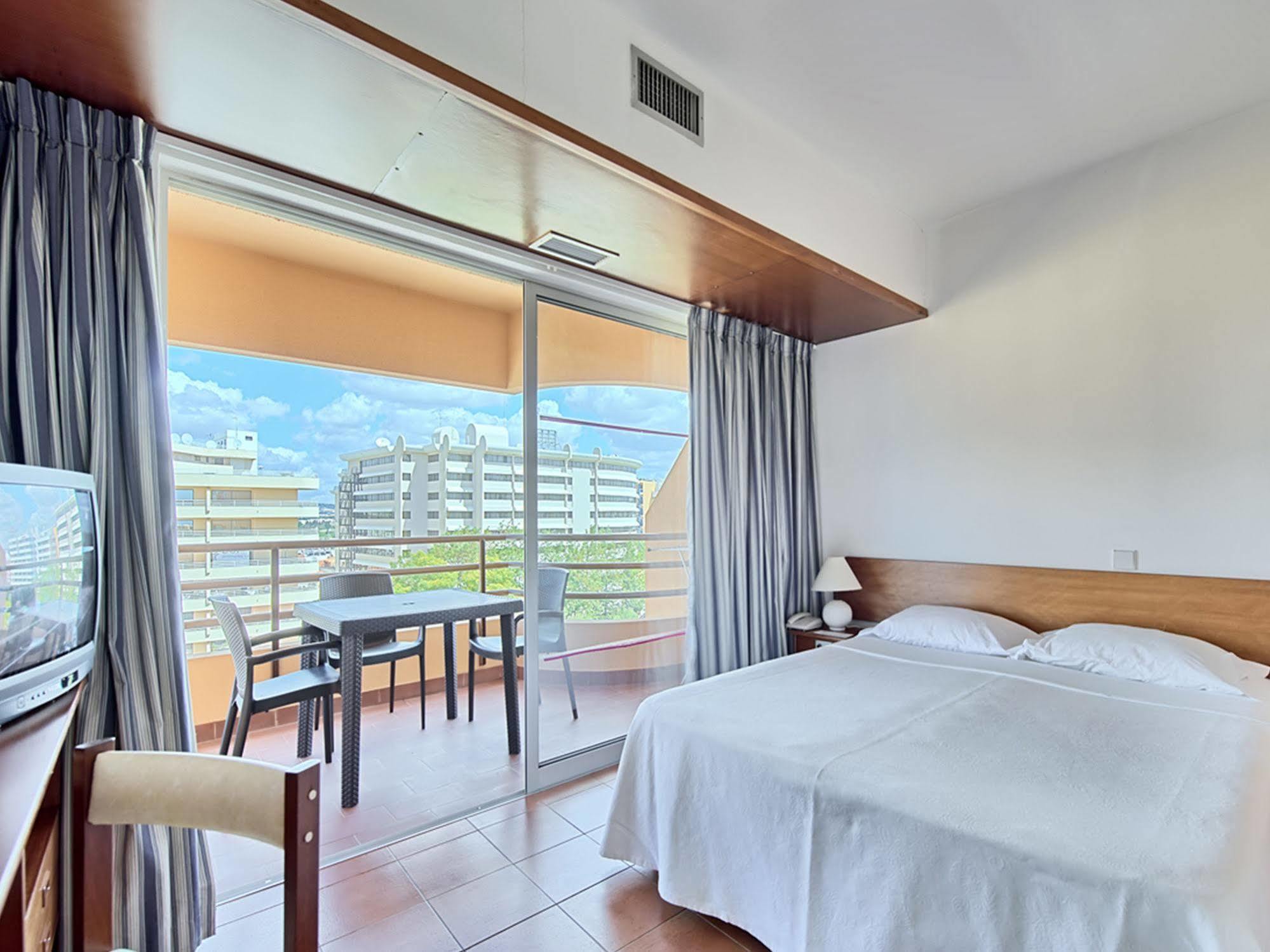 Aparthotel Dom Pedro Portobelo