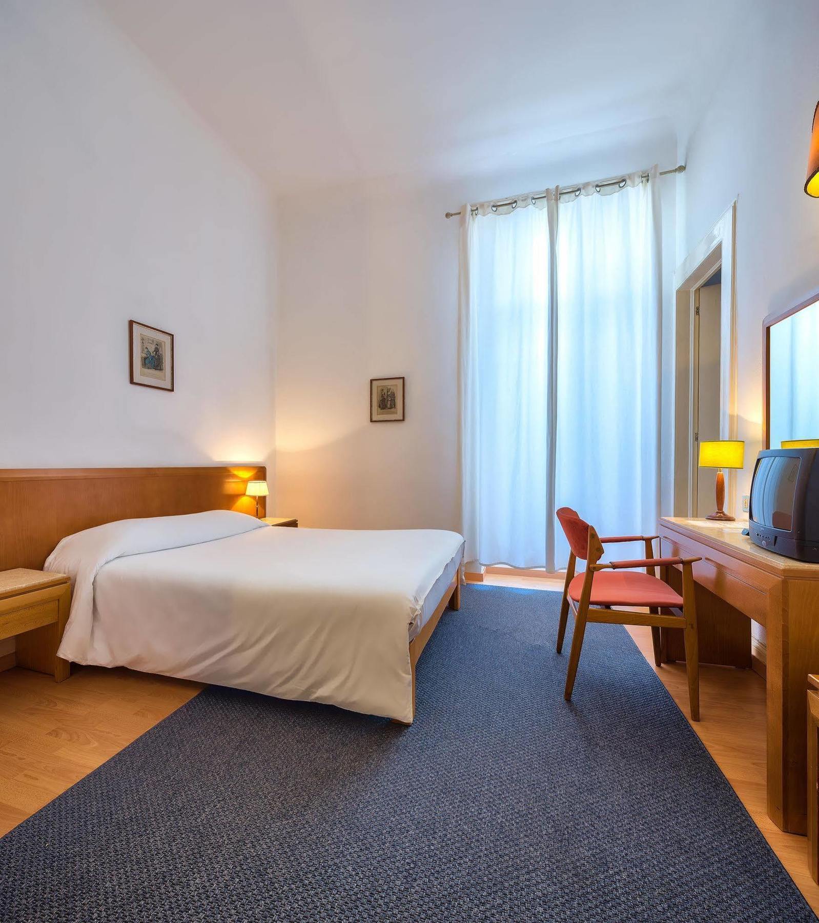 Monte Carlo 3*