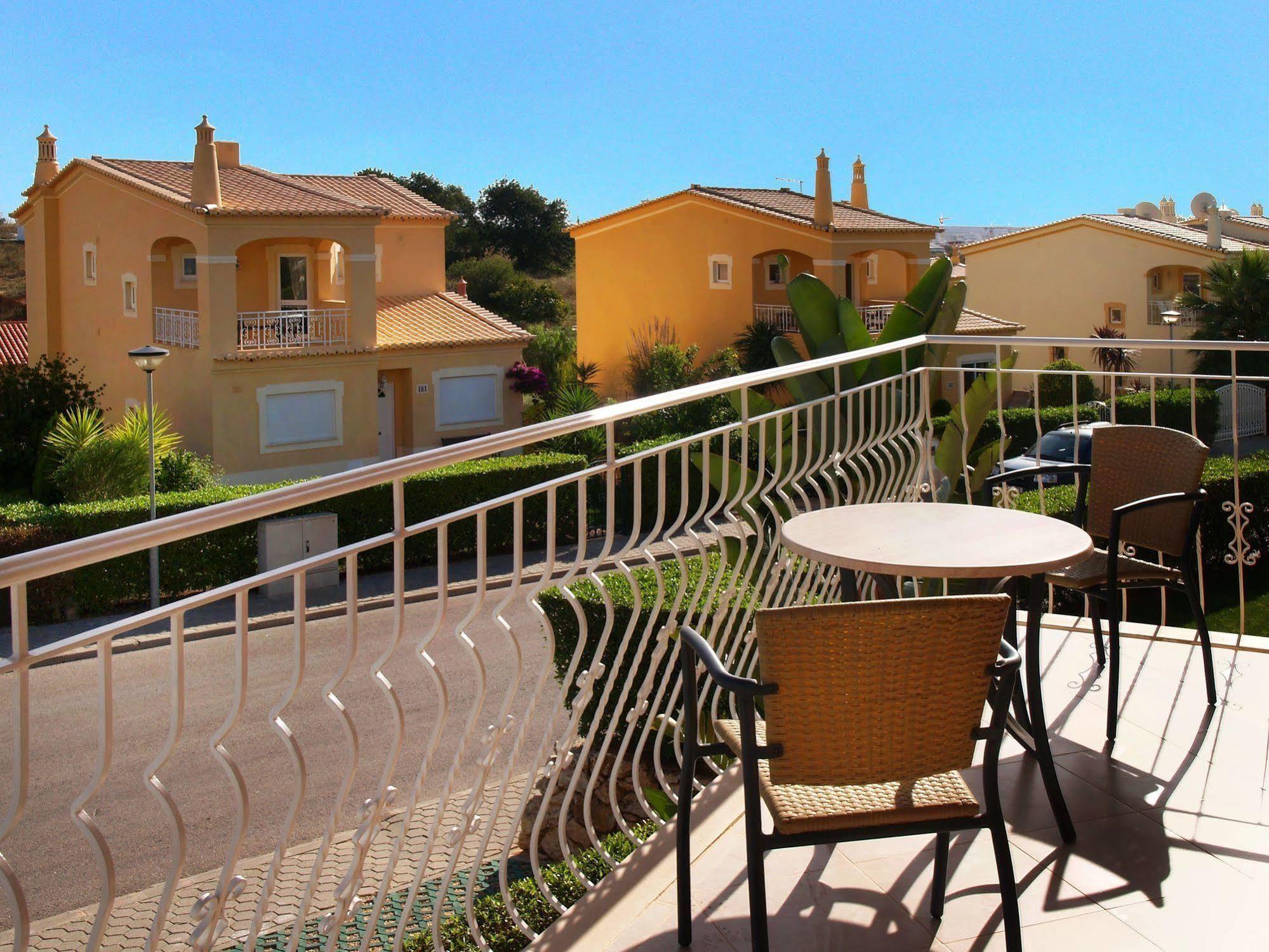 Oasis Parque Country Club Holiday park