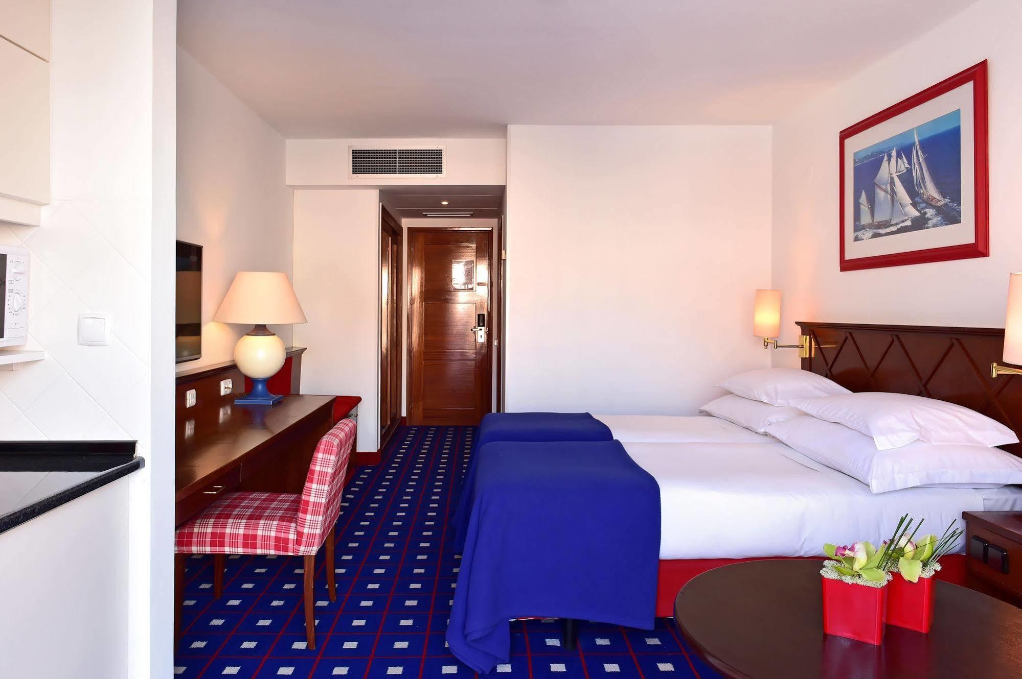 Pestana Ocean & Conference 4*